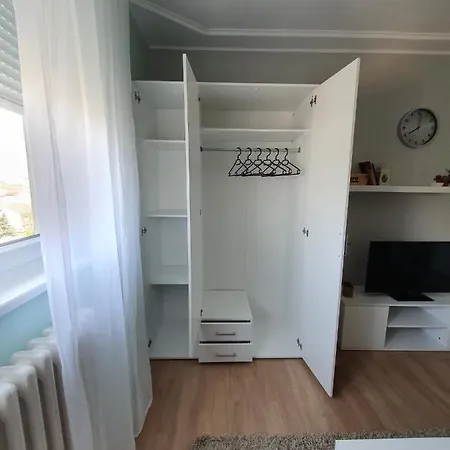 Home, Sweet Apartment *